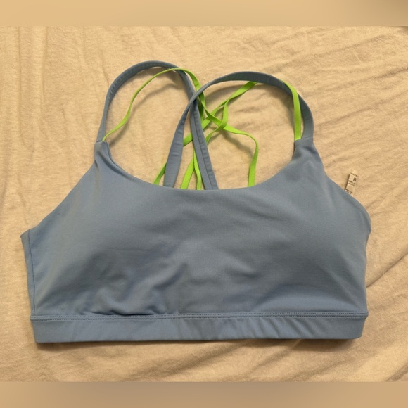 Fabletics set - small bottoms - medium bra - Picture 3 of 6